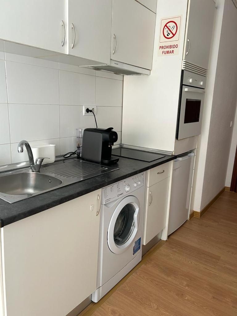 Cuevas Bajas Appartement Madrid Buitenkant foto
